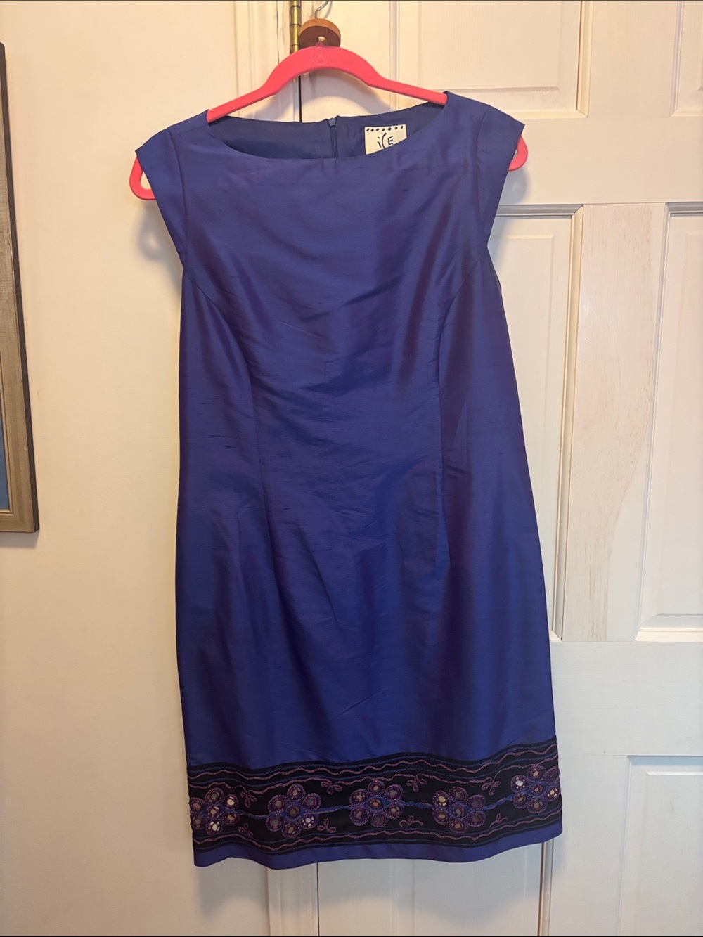 Vintage,  100% Silk, Purple Sleeveless Embroidered Hem Sheath Dress
